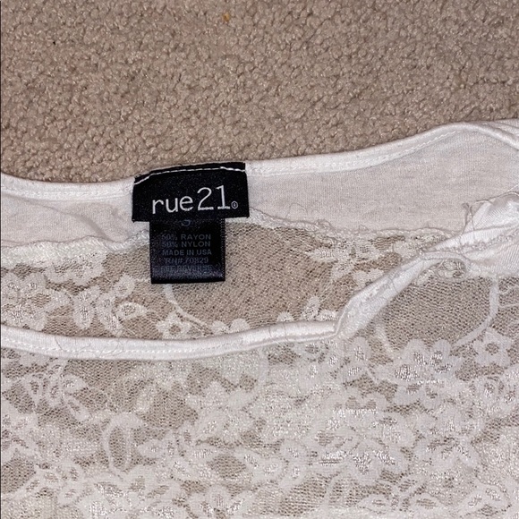 Distressed Rue 21 Crop Top Sizes S-M - Picture 2 of 2